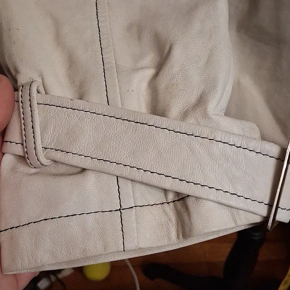 Wilson's Women's Cream Leather Jacket Size Large - Picture 8 of 11